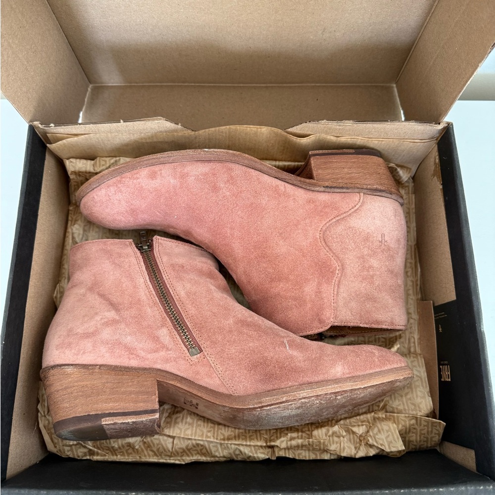 Frye Women's Blush Suede Carson Piping Ankle Booties